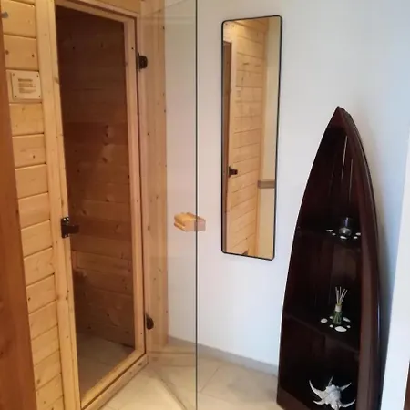 Annika Mit Sauna بيت للعطل